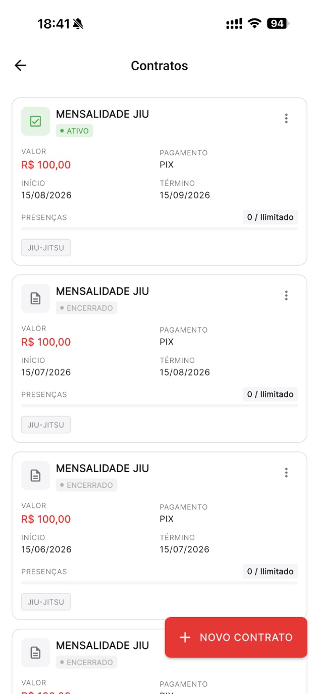 Tela de contratos de um aluno no Tatame PRO, com valor da mensalidade, forma de pagamento e vigência
